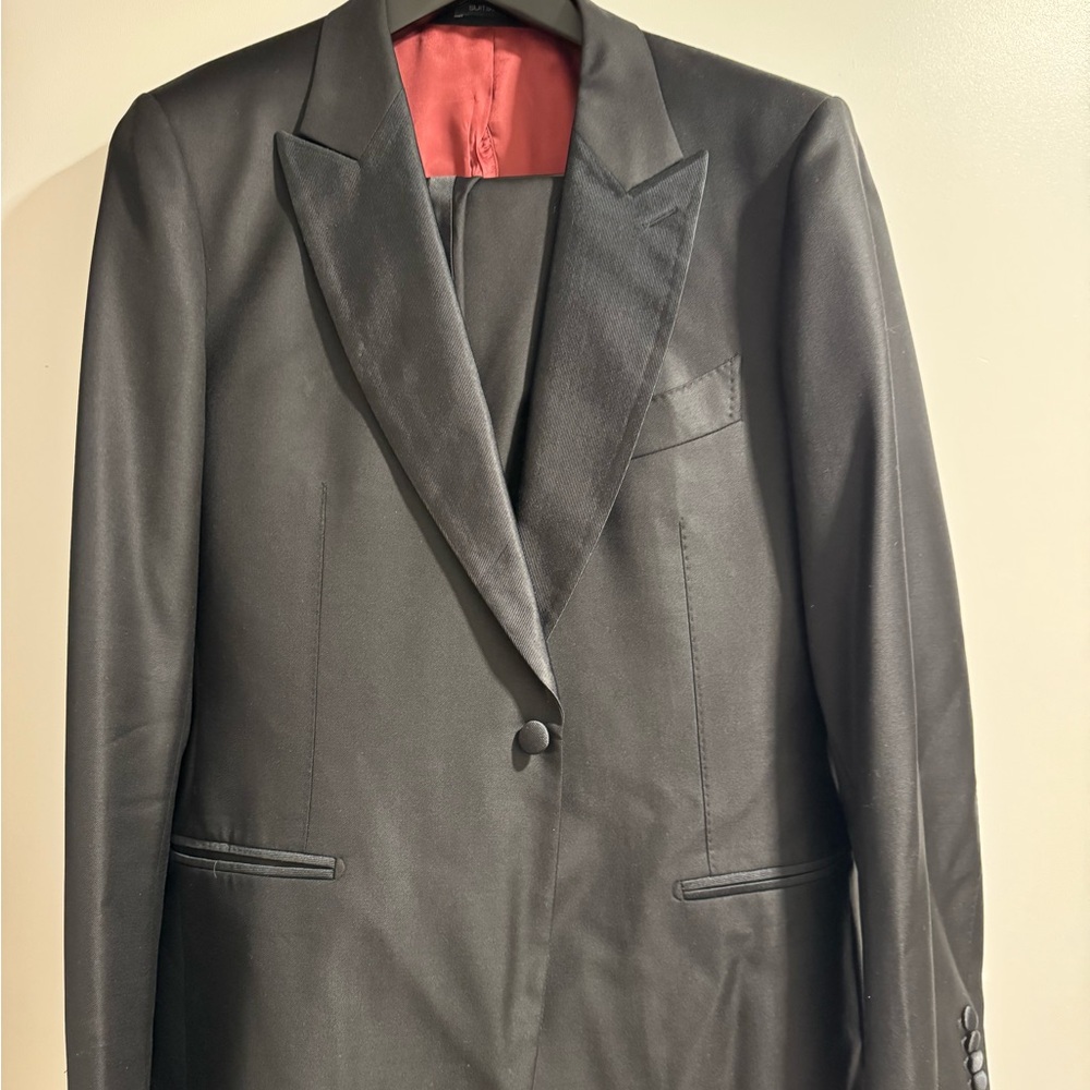 Suit Supply Peak Lapel Tuxedo with Pants. Size 42R